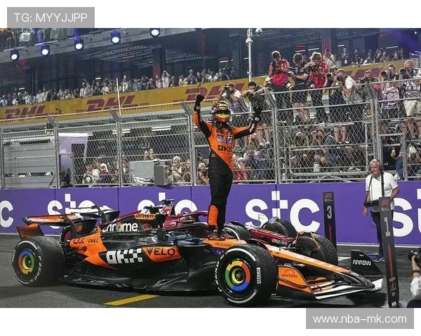 迈凯伦诺里斯皮亚斯特里冠军争夺和谐能维持多久成围场焦点